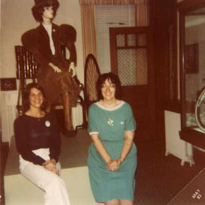 Elmhurst Historical Museum, Staff