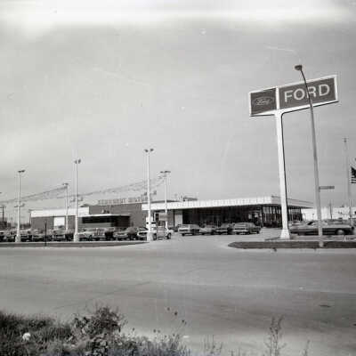 Elmhurst Ford Dealership