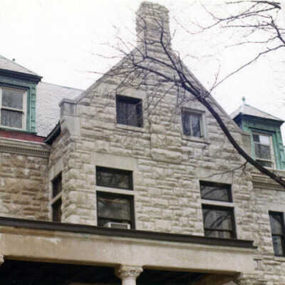Glos Mansion at 104 S. Kenilworth--detail