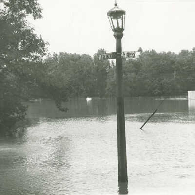 Flood 1972, Salt Creek flooding at sewer treatment plant at Rex & Crescent Streets