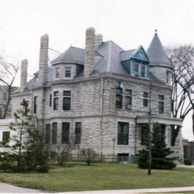 Glos Mansion at 104 S. Kenilworth--detail