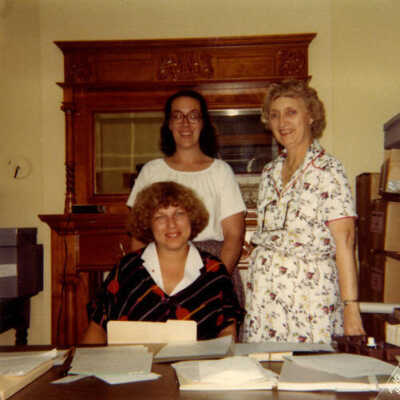 Elmhurst Historical Museum, Staff