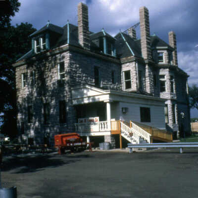 Elmhurst Historical Museum, exterior renovation