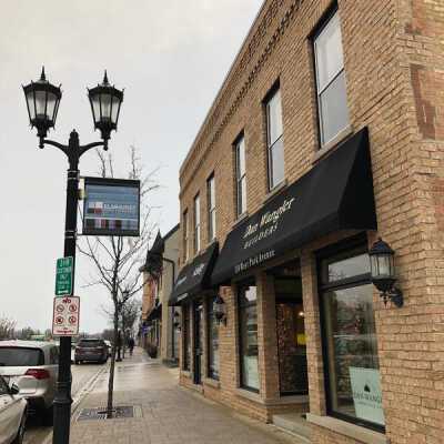 136-138 W. Park Avenue