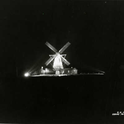 Mount Emblem Cemetery, windmill