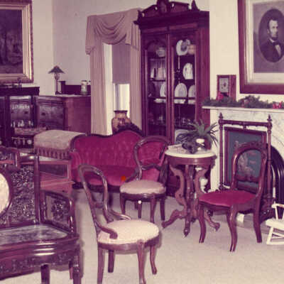 Elmhurst Historical Museum, exhibit