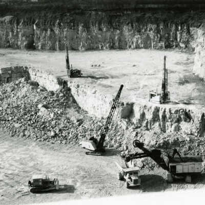 Elmhurst-Chicago Stone Company Quarry