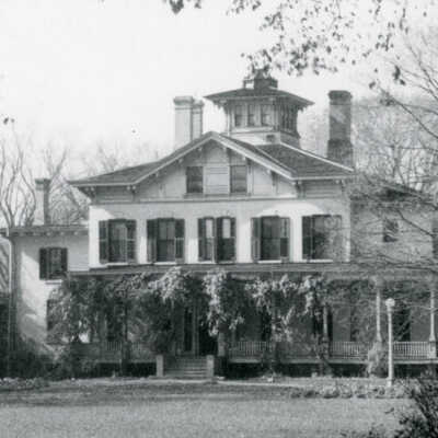 Elmhurst Public Library in Wilder Mansion