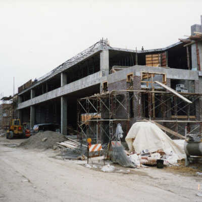 Schiller Street Parking Deck, under construction