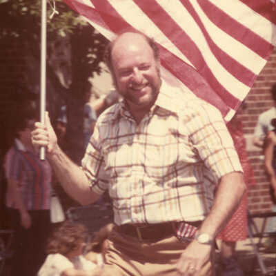 Elmhurst Mayor Abner Ganet
