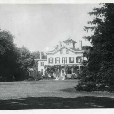 Elmhurst Public Library in Wilder Mansion