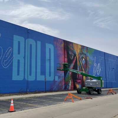 Elmhurst University, Mural "Be Bold. Be Elmhurst." on Faganel Hall