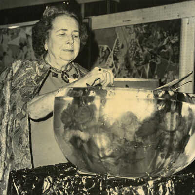 Iona Glos