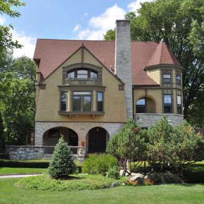 House at 280 Cottage Hill Avenue