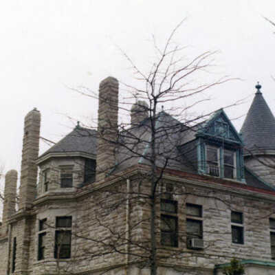 Glos Mansion at 104 S. Kenilworth--detail