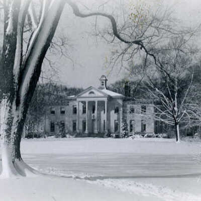 Elmhurst Public Library in Wilder Mansion
