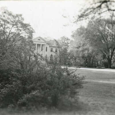 Elmhurst Public Library in Wilder Mansion