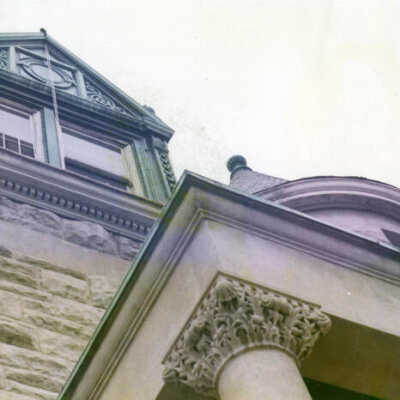 Glos Mansion at 104 S. Kenilworth--detail