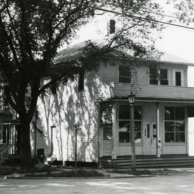 Tedrahn's Grocery Store