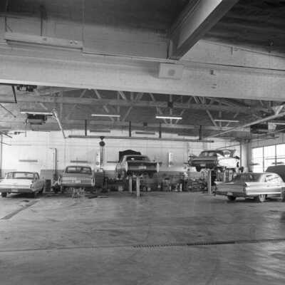 Les Bierk Cadillac Car Dealership Service Garage