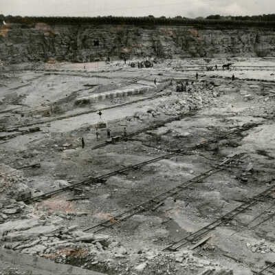 Elmhurst-Chicago Stone Company Quarry