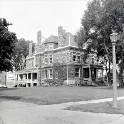 Elmhurst City Hall