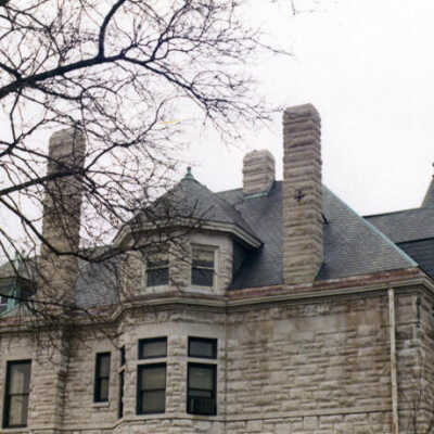 Glos Mansion at 104 S. Kenilworth--detail