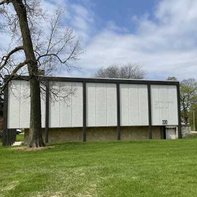 Wilder Park, Vacant Building at 220 Cottage Hill Avenue