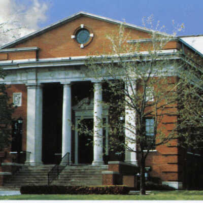 Elmhurst College, Goebel Hall