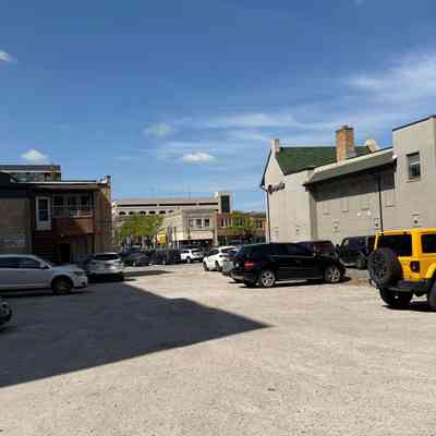 Alley Between York Street and Cottage Hill Avenue