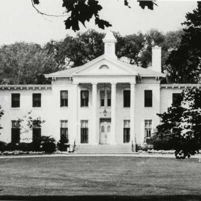 Elmhurst Public Library in Wilder Mansion