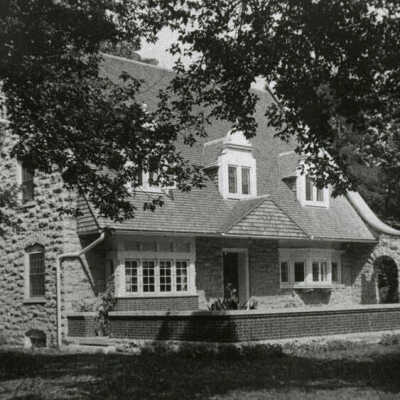 House at 208 Arlington Avenue