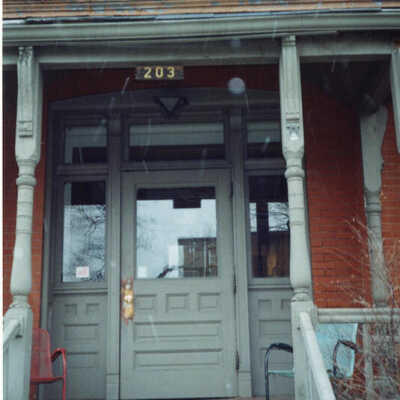 Elmhurst Hotel, exterior