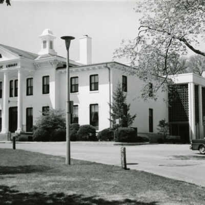 Elmhurst Public Library