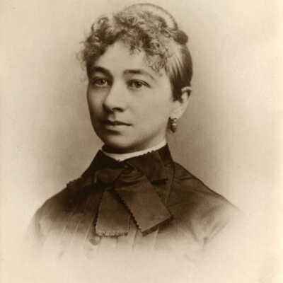 Emma Glos