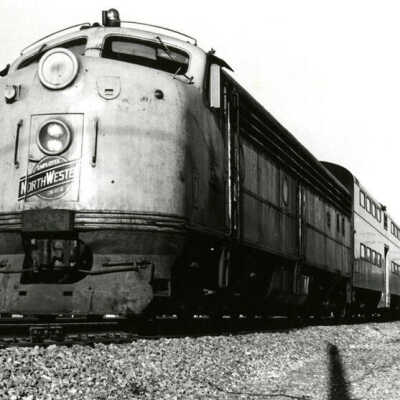 Train on Chicago & North Western Line