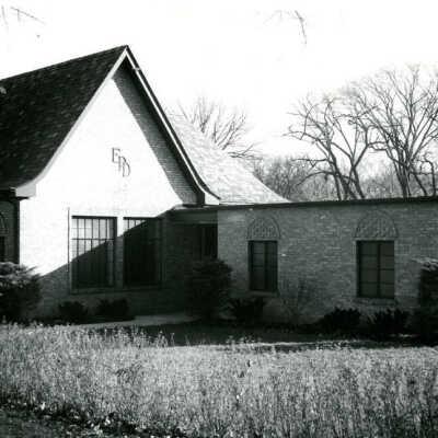 Wilder Park, Elmhurst Park District Administrative Building