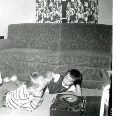 Record Player at 598 S. Hawthorne Avenue