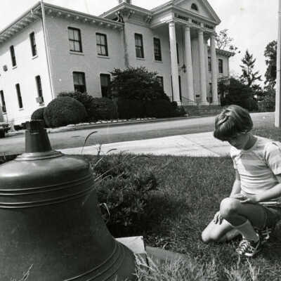 Elmhurst Public Library in Wilder Mansion, firebell