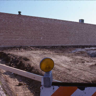 West Suburban Stationers, Construction