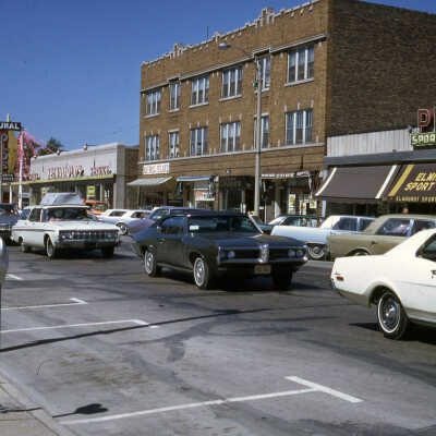 Addison Avenue, looking north