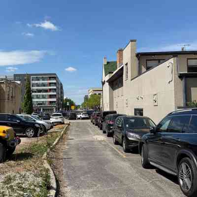 Alley Between York Street and Cottage Hill Avenue