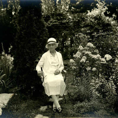 Emma Schween Glos (1860-1956)