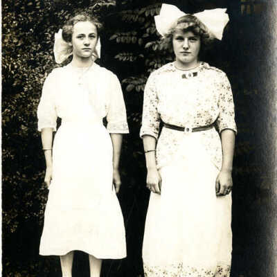 Flora Graue & Ida Higginson