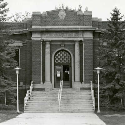 Elmhurst College, Memorial Library