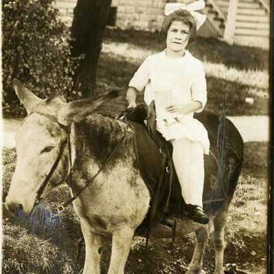 Bessie Warkentien