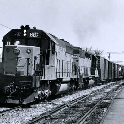 Train on Chicago & North Western Line