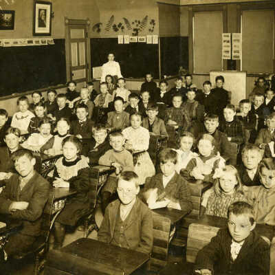 Hawthorne School Class, 1905