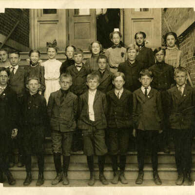 Hawthorne School Class, 1907