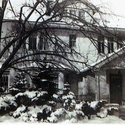 House at 372 Prairie Avenue
